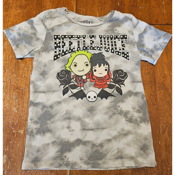 Beetlejuice Tshirt Youth Size 12 Kids Spooky Halloween Skulls Roses - Picture 1 of 4